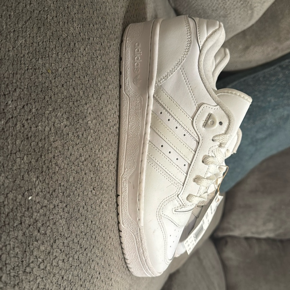 Brand new men’s adidas 8.5